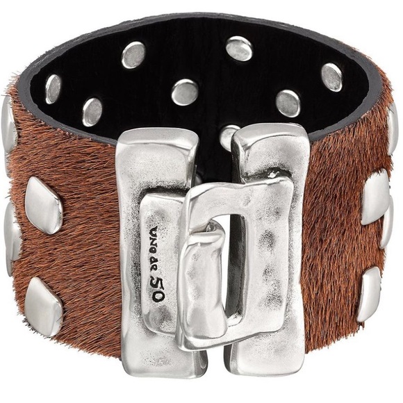 UNOde50 No Taint genuine calf hair cuff bracelet - Picture 2 of 8